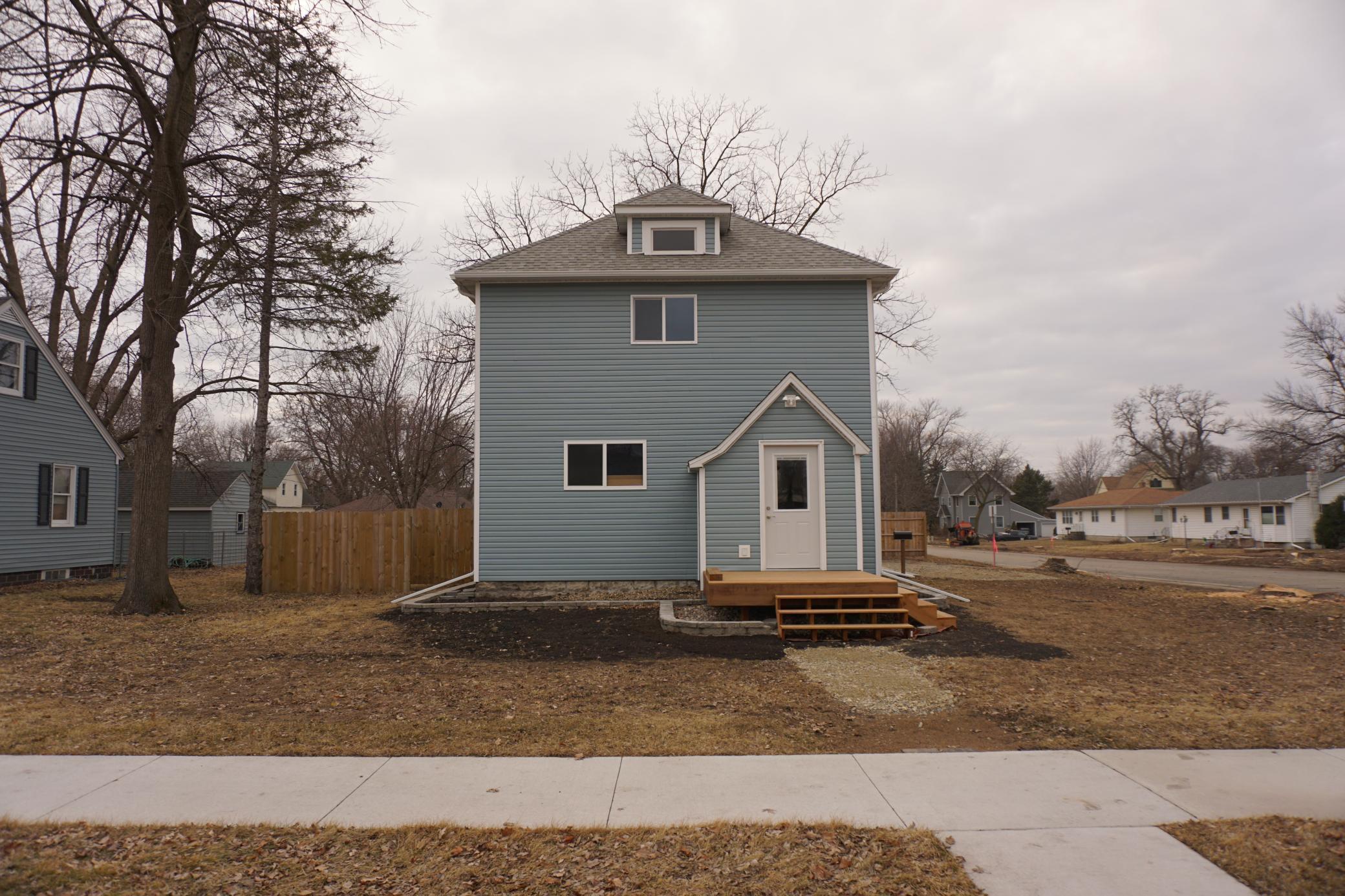 90 5th Avenue Northwest Wells, MN 56097 - Photo 2 of 15