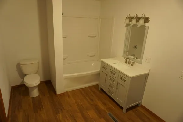 $279,000 | 90 5th Avenue Northwest, Wells, MN 56097