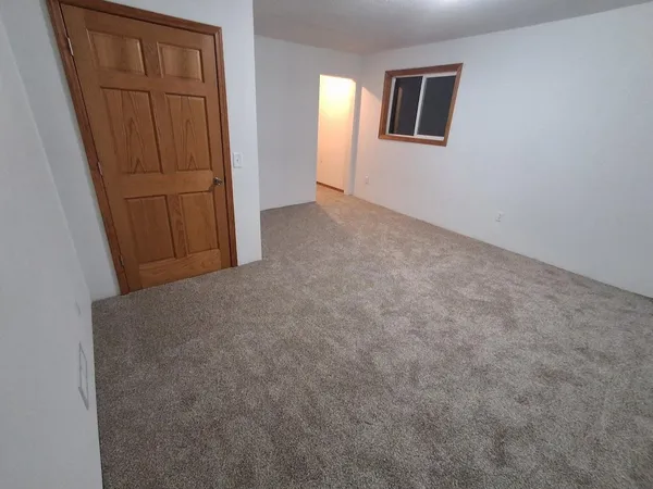 $279,000 | 90 5th Avenue Northwest, Wells, MN 56097