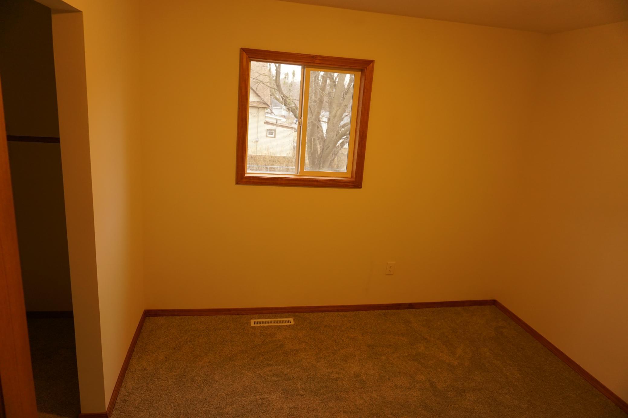 90 5th Avenue Northwest Wells, MN 56097 - Photo 10 of 15