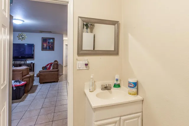 $1,199,999 | 407 Southside Drive, San Jose, CA 95111