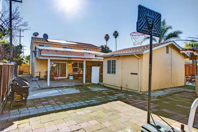 $1,199,999 | 407 Southside Drive, San Jose, CA 95111