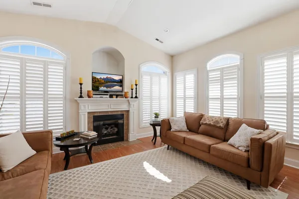 $389,000 | 408 Renaissance Court, Chattanooga, TN 37419