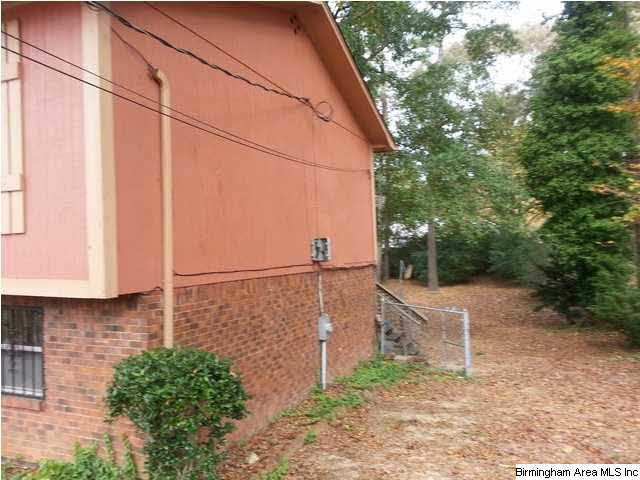1057 Cardinal Circle Bessemer, AL 35023 - Photo 2 of 29