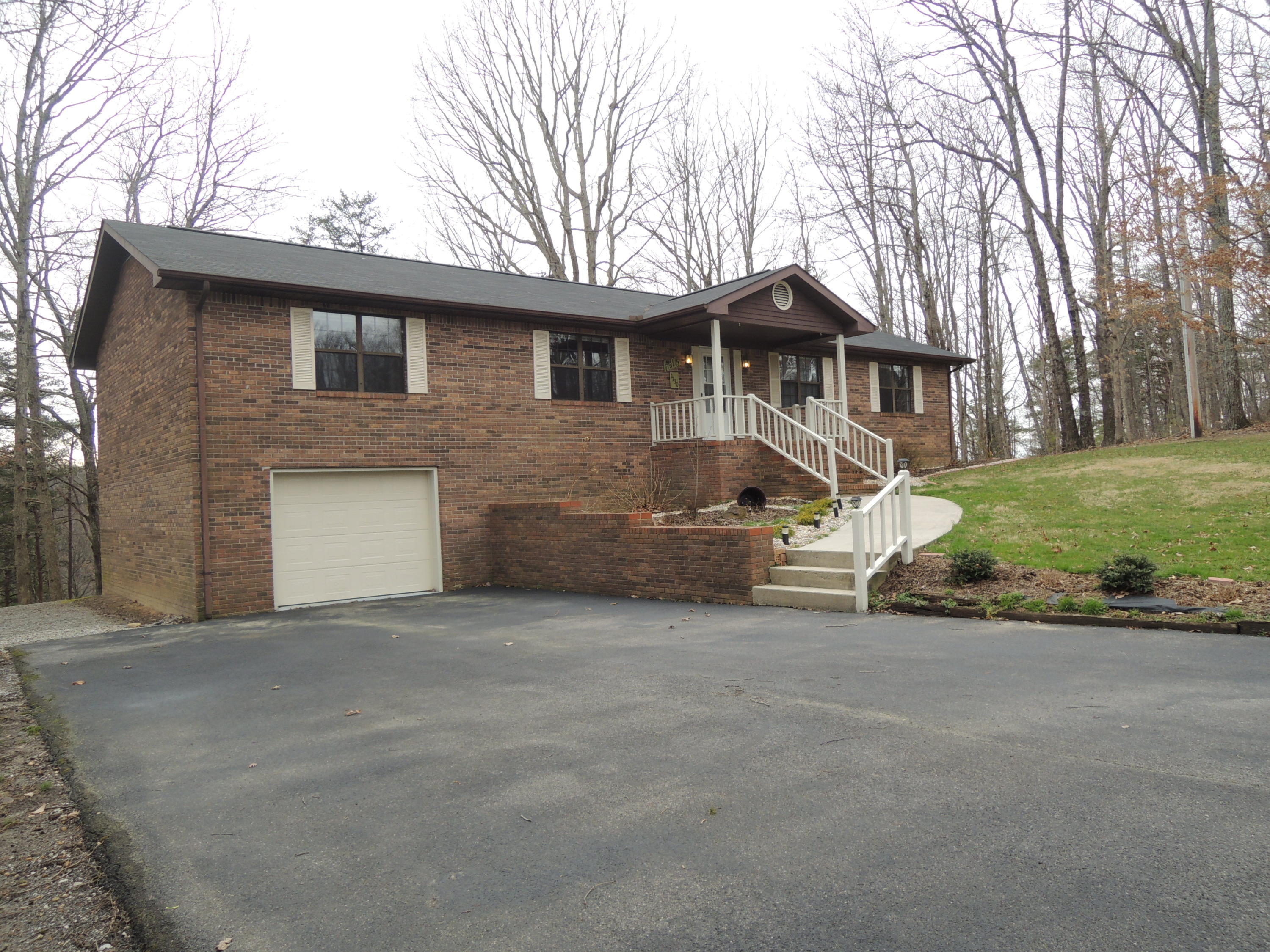 1130 Star Point Road Jamestown, TN 38556 - Photo 4 of 24 Smith