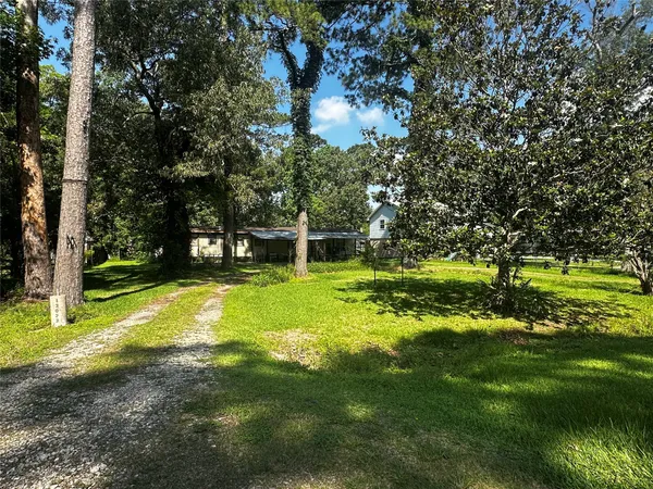 $70,000 | 13023 Maplewood Lane, Old River-Winfree, TX 77535