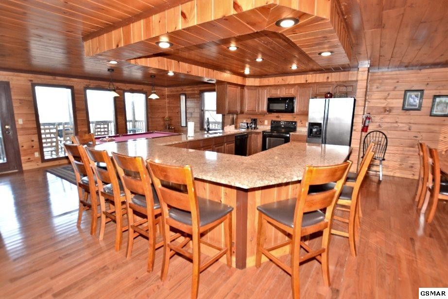 925 Crooked Ridge Road, Unit SMOKIESTOWER Gatlinburg, TN 37738 - Photo 4 of 36 Gallery Image 4