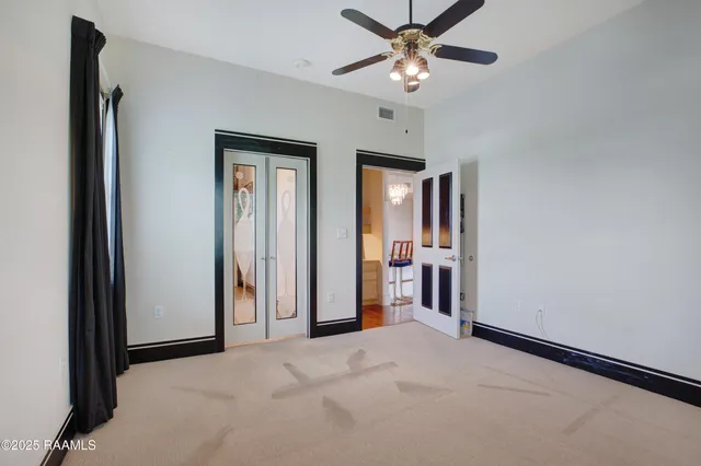 $320,000 | 1121 Camellia Boulevard, Unit 304, Lafayette, LA 70508