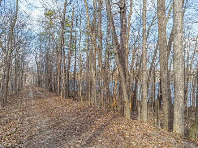 $999,900 | 3979 Lost Dauphin Road, De Pere, WI 54115