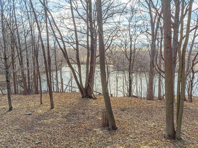 $999,900 | 3979 Lost Dauphin Road, De Pere, WI 54115