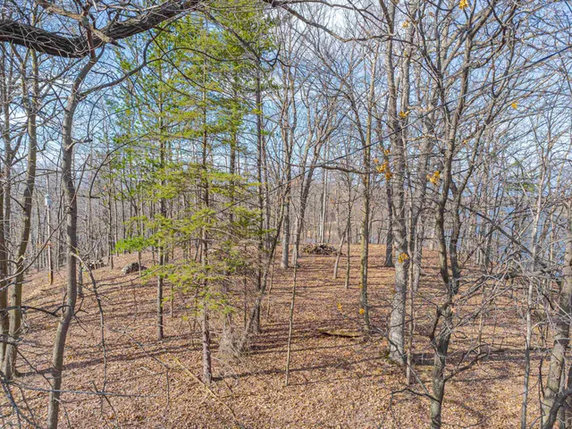 $999,900 | 3979 Lost Dauphin Road, De Pere, WI 54115