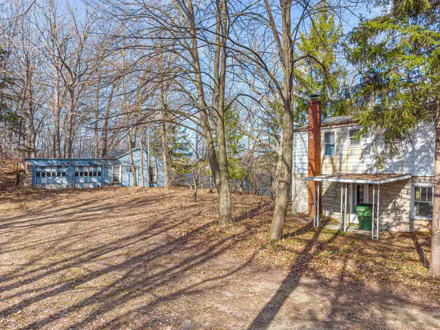 $999,900 | 3979 Lost Dauphin Road, De Pere, WI 54115