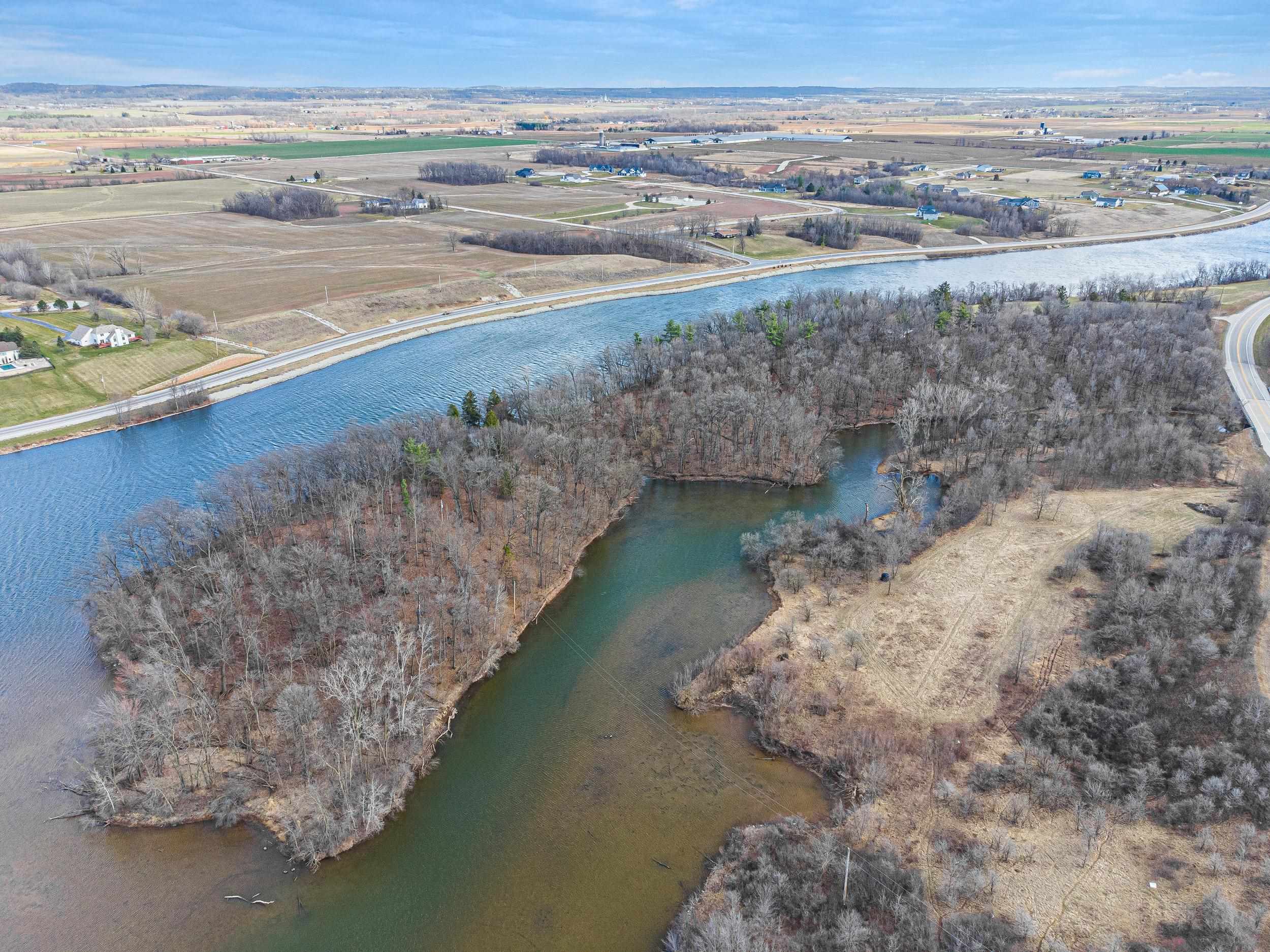 3979 Lost Dauphin Road De Pere, WI 54115 - Photo 6 of 30