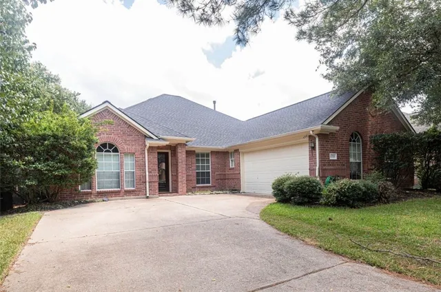 $2,200 | 11518 Amber Canyon Drive, Houston, TX 77095
