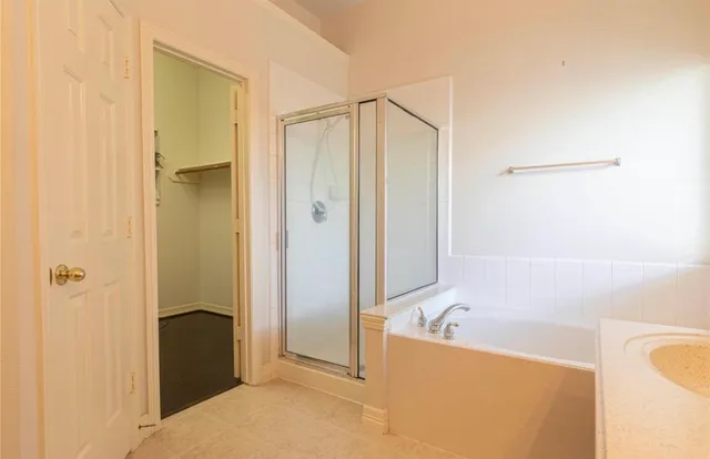 $2,200 | 11518 Amber Canyon Drive, Houston, TX 77095