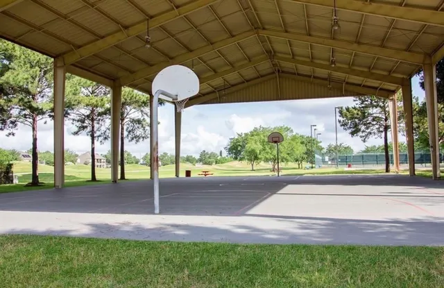 $2,200 | 11518 Amber Canyon Drive, Houston, TX 77095