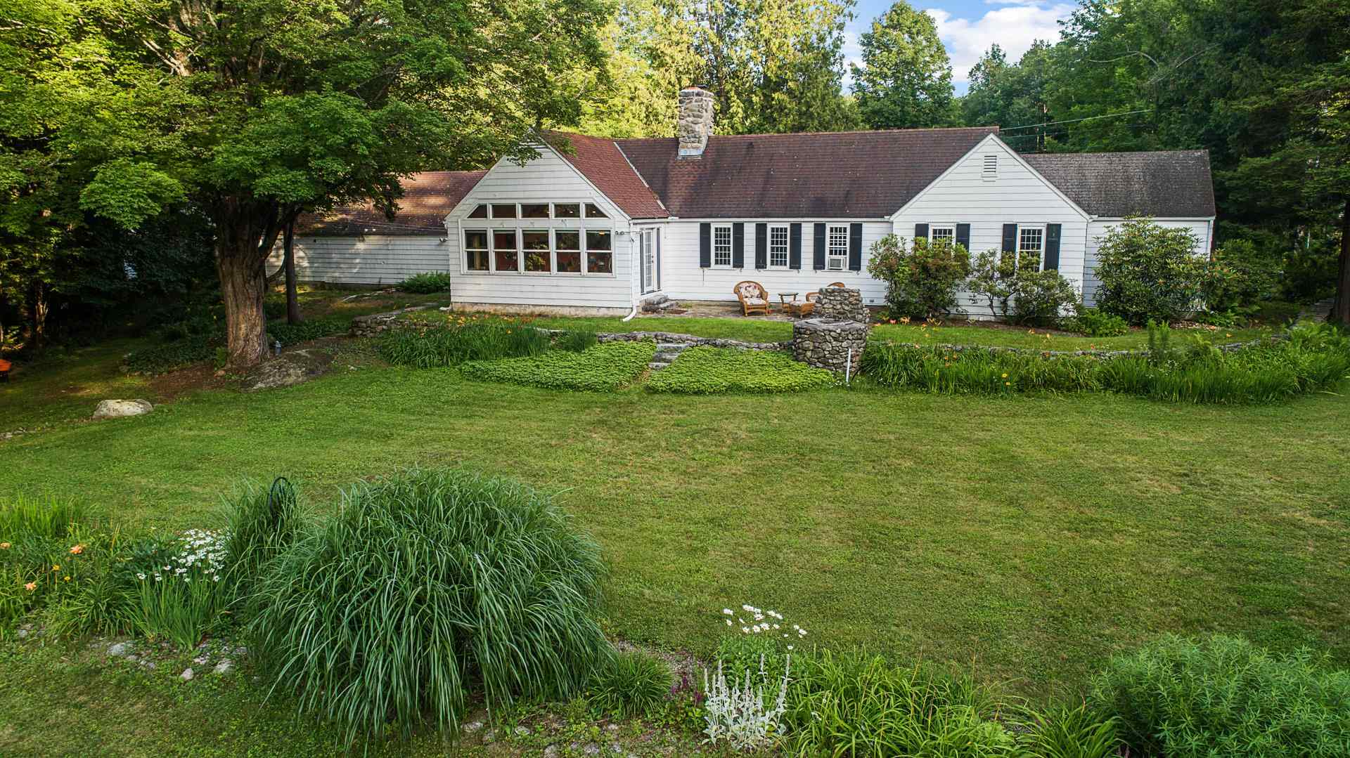 223 Youngs Hill Road Sunapee, NH 03782 - Photo 6 of 40