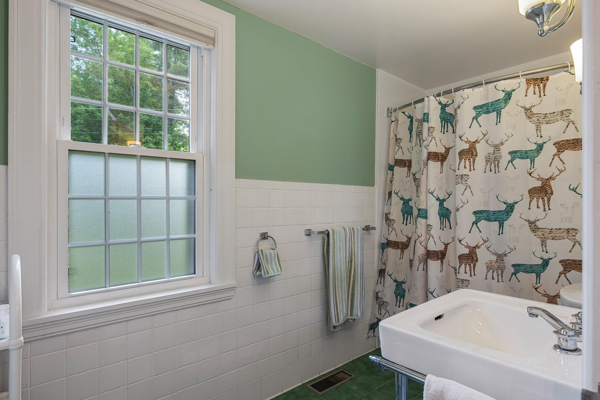 223 Youngs Hill Road Sunapee, NH 03782 - Photo 10 of 40