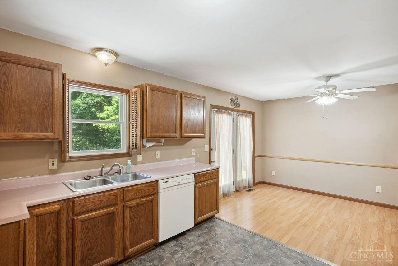 2170 Rose Road Loveland, OH 45140 - Photo 10 of 34