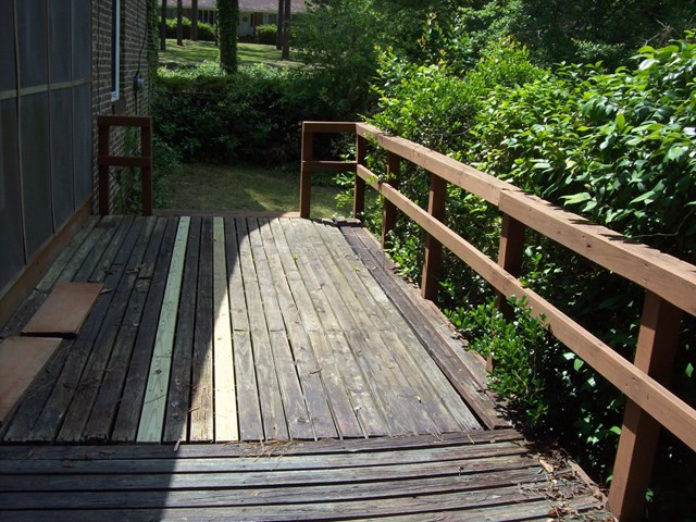 706 West Rollingwood Road Aiken, SC 29801 - Photo 17 of 20 Rear Deck