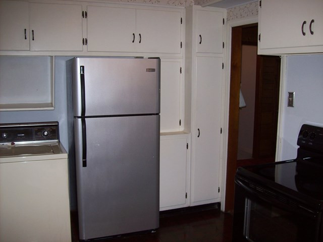 706 West Rollingwood Road Aiken, SC 29801 - Photo 5 of 20 Kitchen