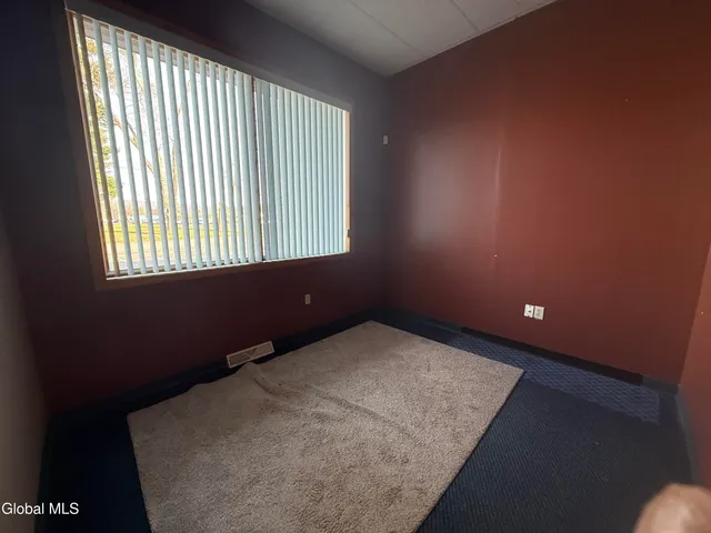 $3,000 | 198 2nd Avenue, Gloversville, NY 12078