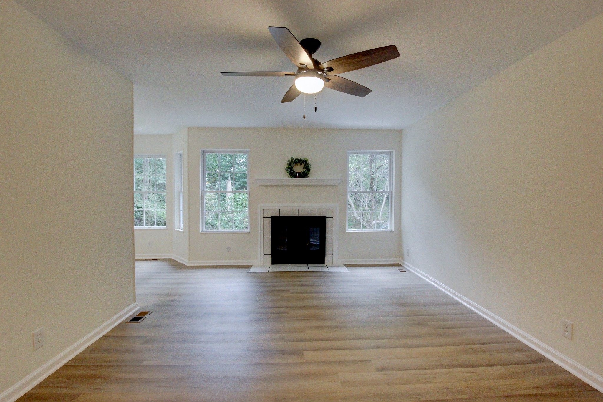451 Carter Road Clarksville, TN 37042 - Photo 3 of 15 Gallery Image 3