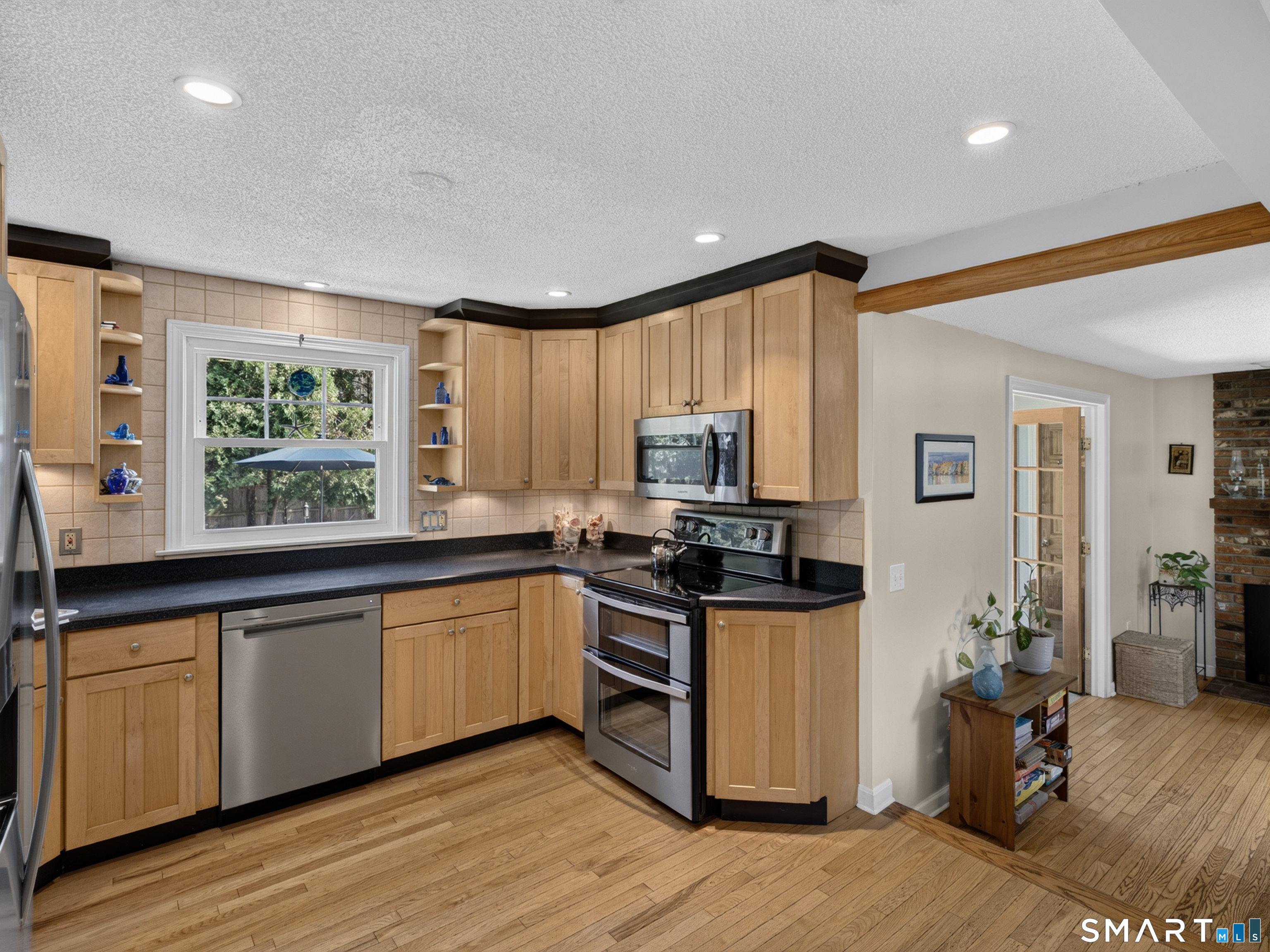 15 Winston Road East Lyme, CT 06333 - Photo 13 of 39