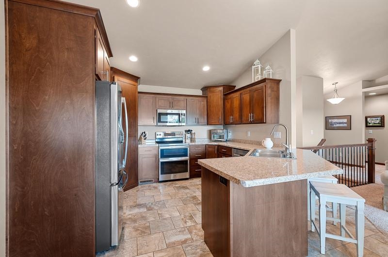 N9046 Spring Valley Road Menasha, WI 54952 - Photo 13 of 33 Gallery Image 13
