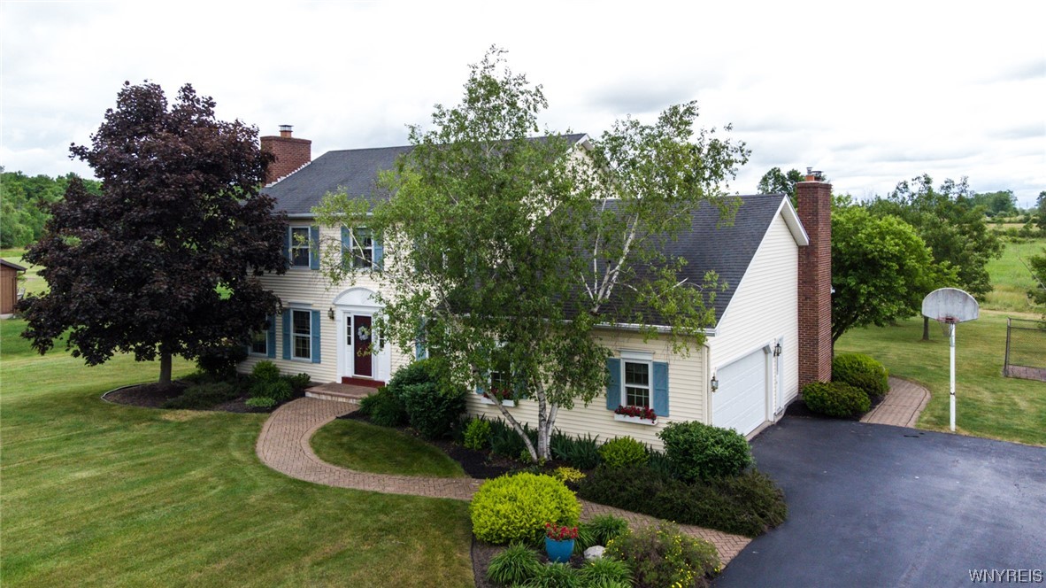 6591 Conner Road Clarence, NY 14051 - Photo 4 of 50