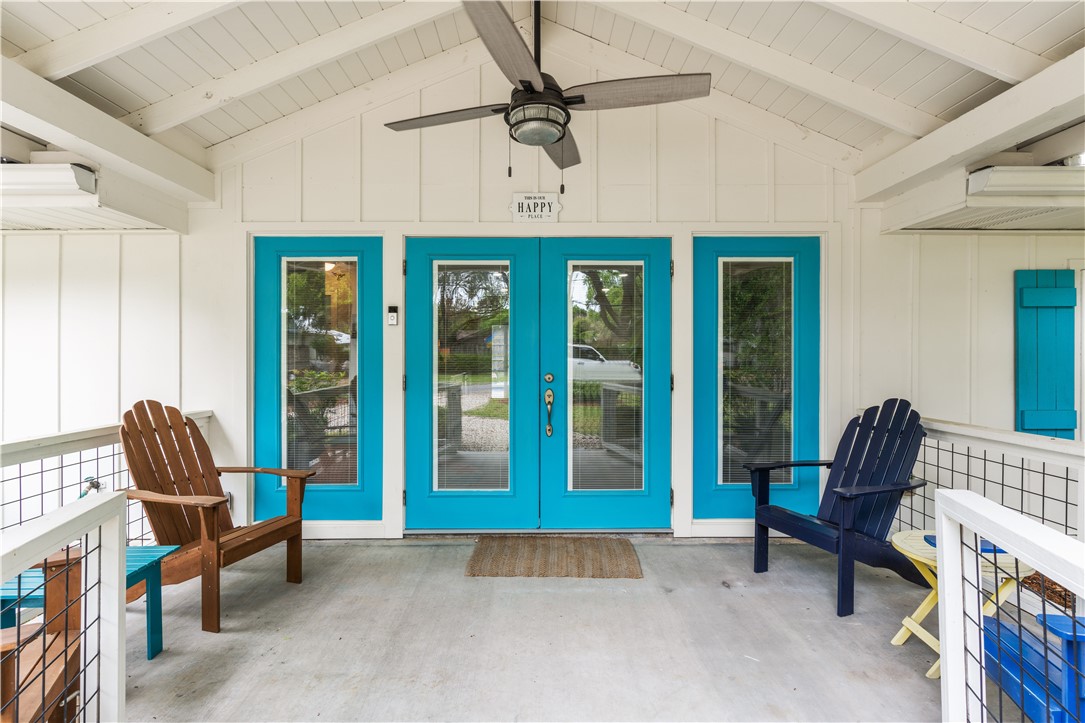 101 Broadway Street St. Simons Island, GA 31522 - Photo 4 of 27 Welcoming front porch!