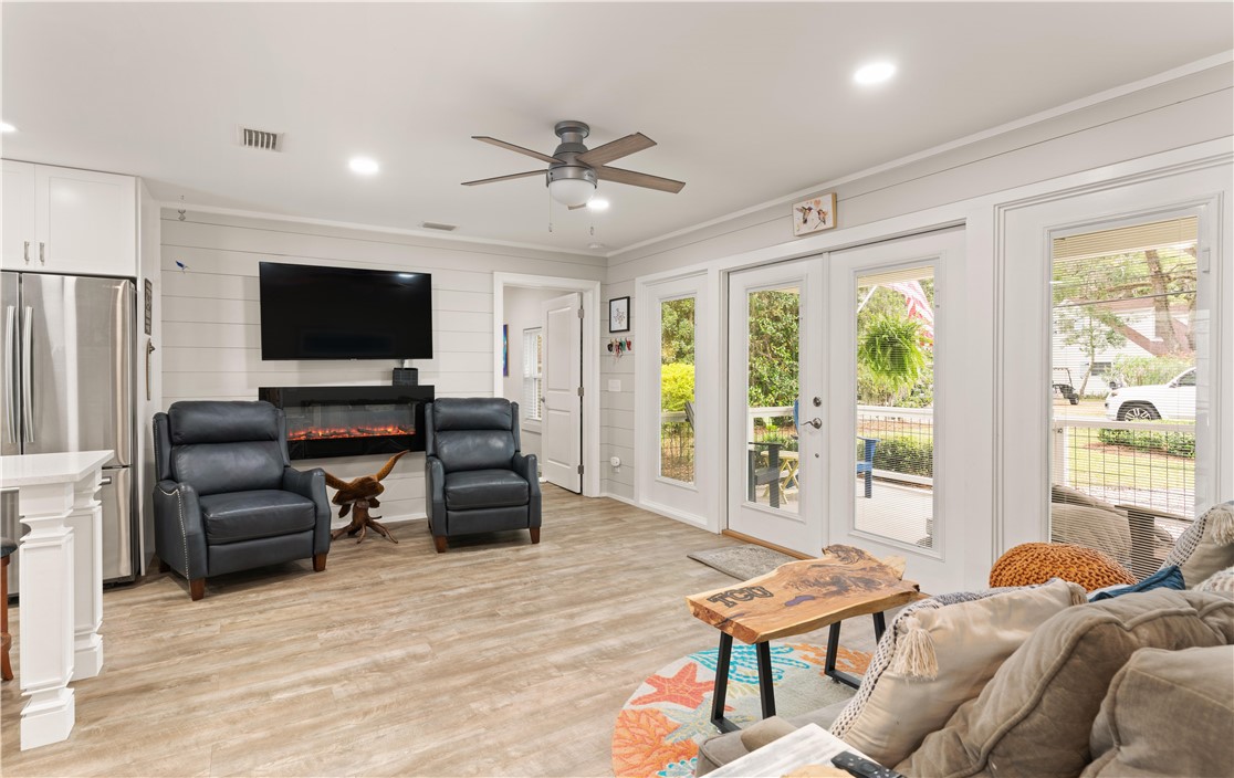 101 Broadway Street St. Simons Island, GA 31522 - Photo 5 of 27