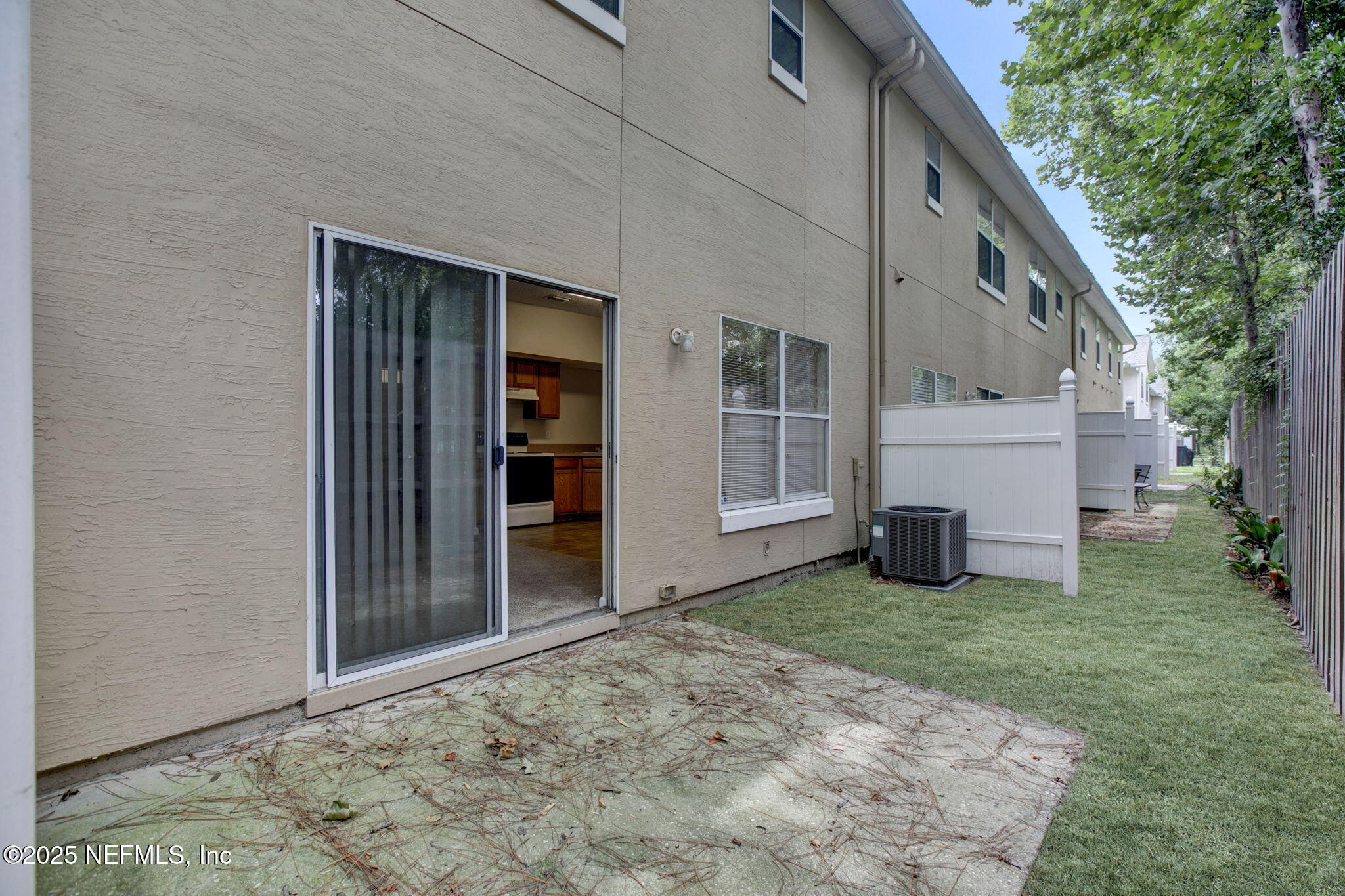 5260 Collins Road, Unit 1305 Jacksonville, FL 32244 - Photo 2 of 16 2-web-or-mls-IMG_0076