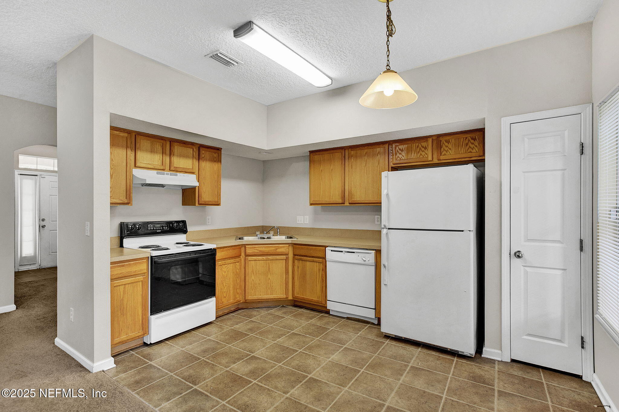 5260 Collins Road, Unit 1305 Jacksonville, FL 32244 - Photo 5 of 16 5-web-or-mls-IMG_0066