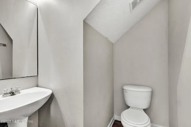 $164,900 | 5260 Collins Road, Unit 1305, Jacksonville, FL 32244