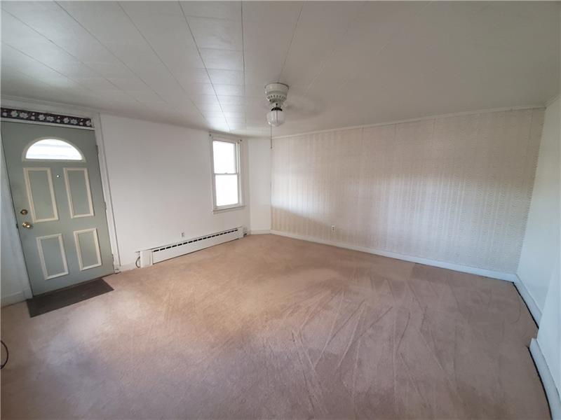 464 East Washington Street Rochester, PA 15074 - Photo 3 of 15 Gallery Image 3