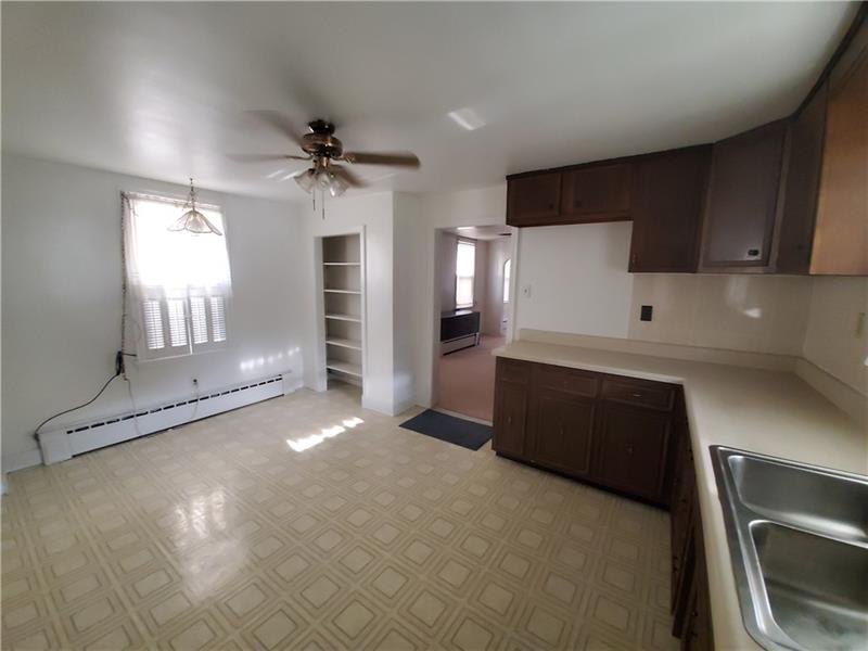 464 East Washington Street Rochester, PA 15074 - Photo 6 of 15 Gallery Image 6