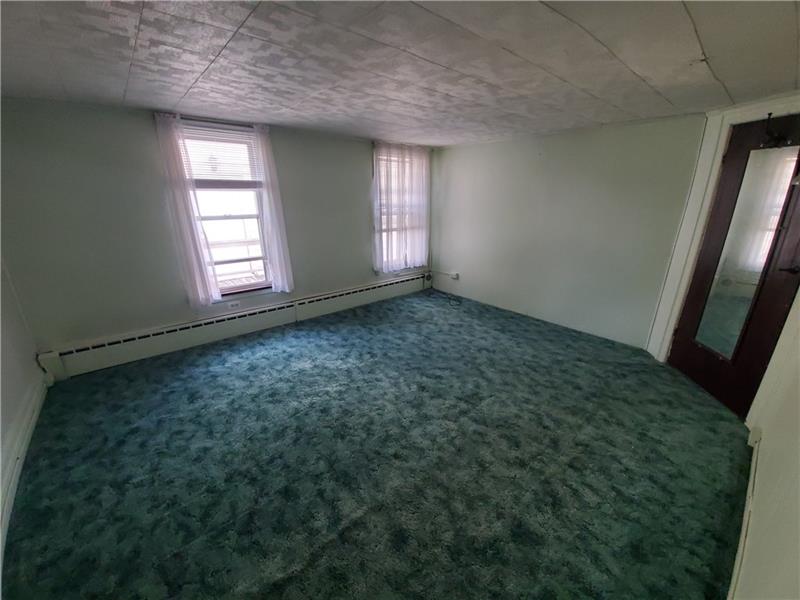 464 East Washington Street Rochester, PA 15074 - Photo 10 of 15 Gallery Image 10