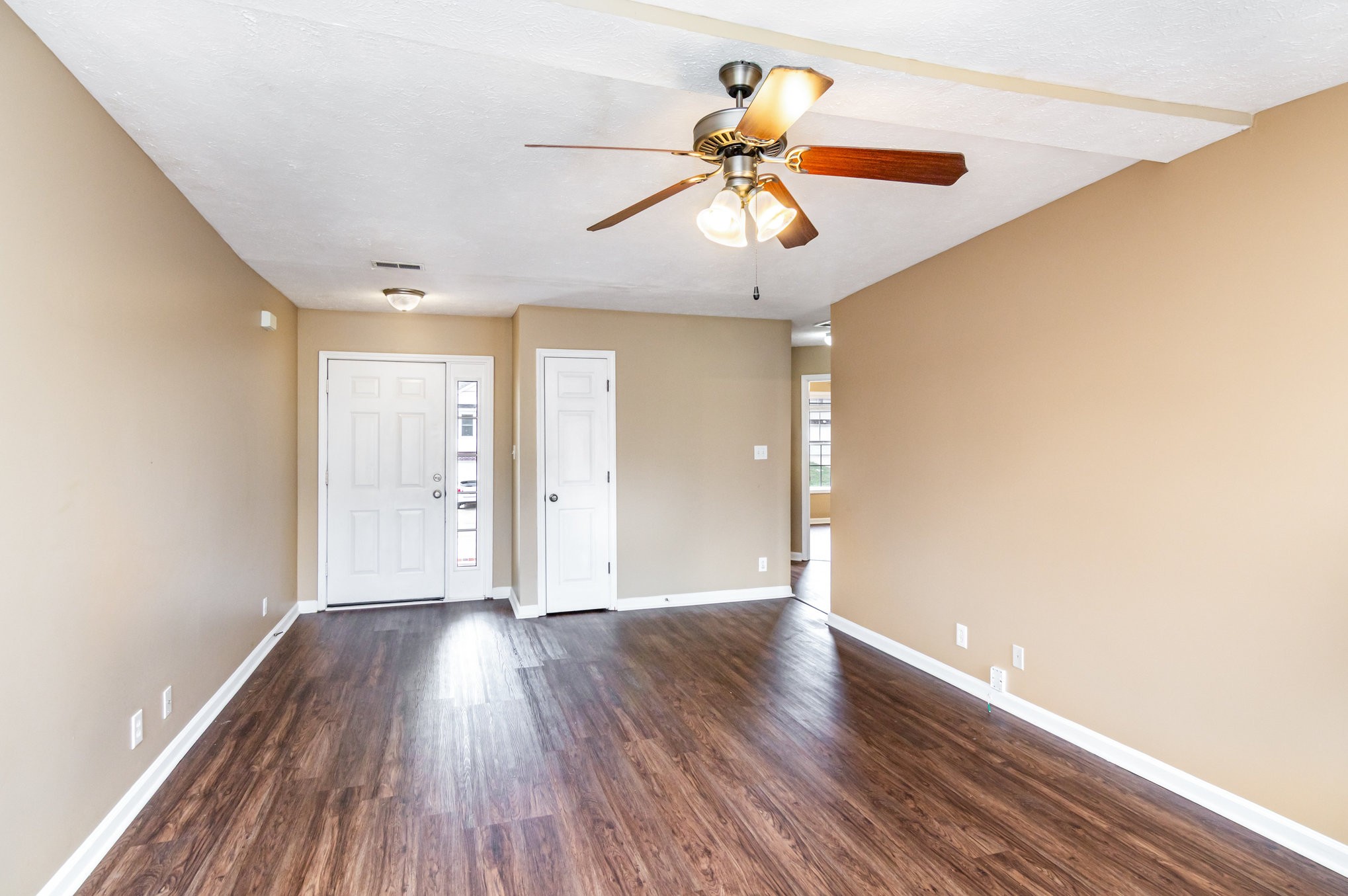 1845 Twin Rivers Road Clarksville, TN 37040 - Photo 8 of 30