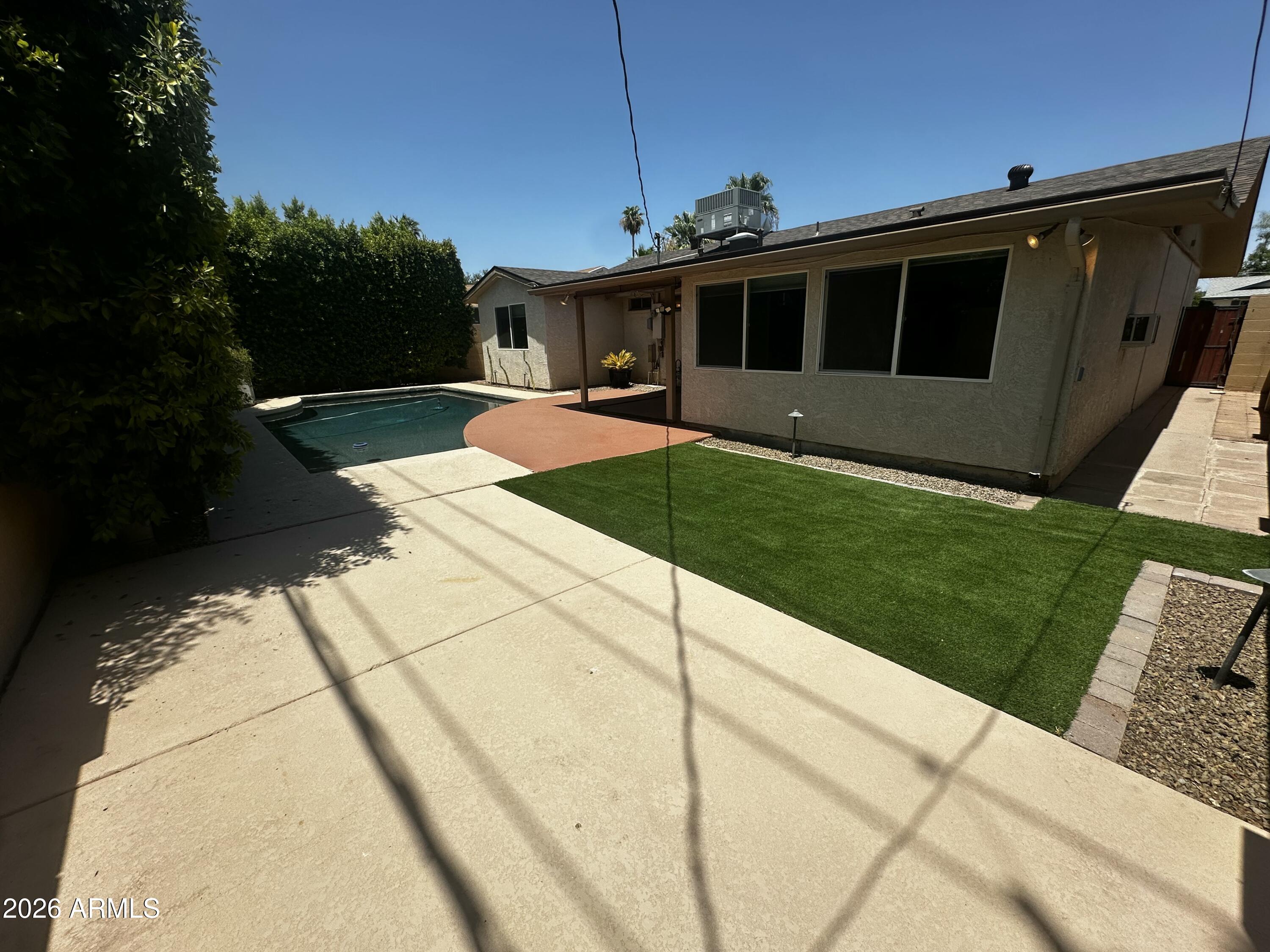 8737 East Jackrabbit Road Scottsdale, AZ 85250 - Photo 10 of 25 Grass area