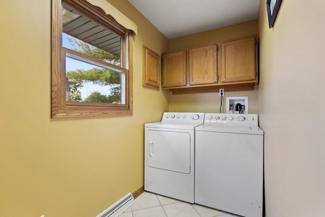 728 Schoolgate Road New Lenox, IL 60451 - Photo 19 of 24 a utility room with dryer and washer