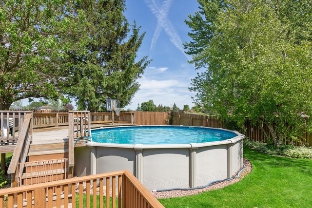 728 Schoolgate Road New Lenox, IL 60451 - Photo 22 of 24 a view of outdoor space and yard