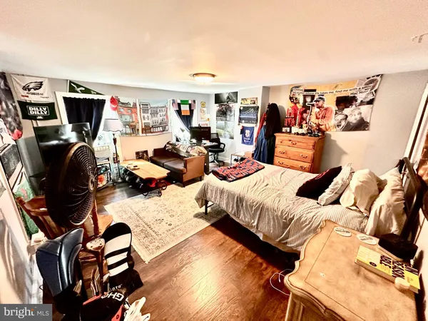 $1,000 | 3652 Midvale Avenue, Unit 3, Philadelphia, PA 19129