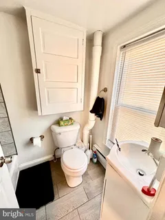 $1,175 | 3652 Midvale Avenue, Unit 3, Philadelphia, PA 19129