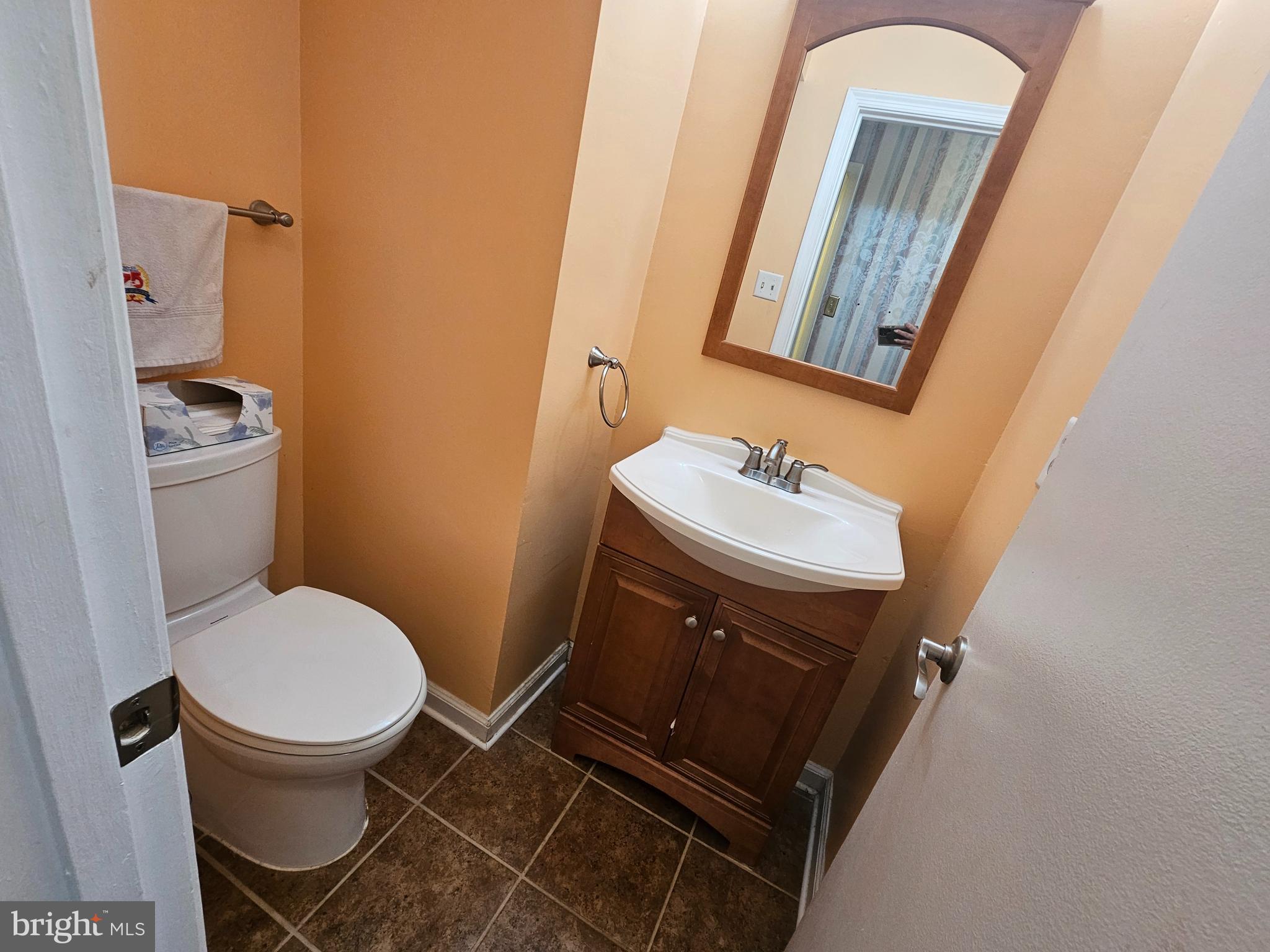 6112 Calico Pool Lane Burke, VA 22015 - Photo 5 of 7