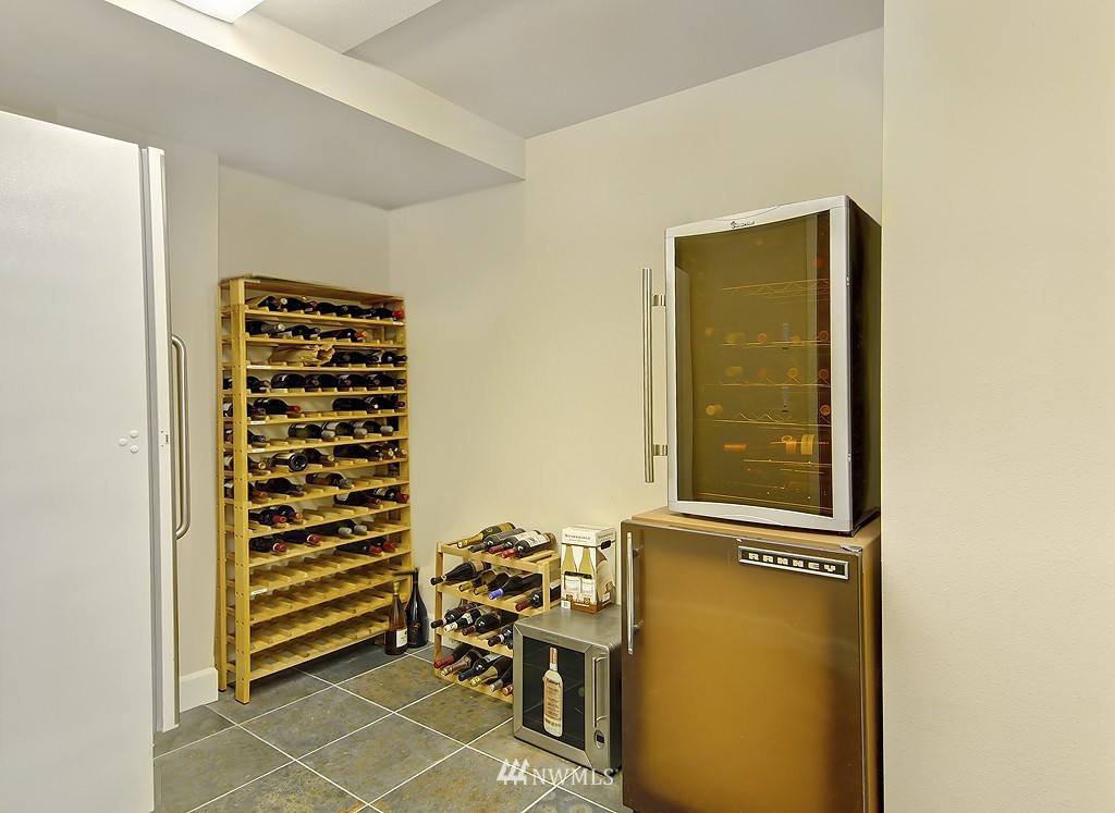 522 Alder Street, Unit 202 Edmonds, WA 98020 - Photo 14 of 15