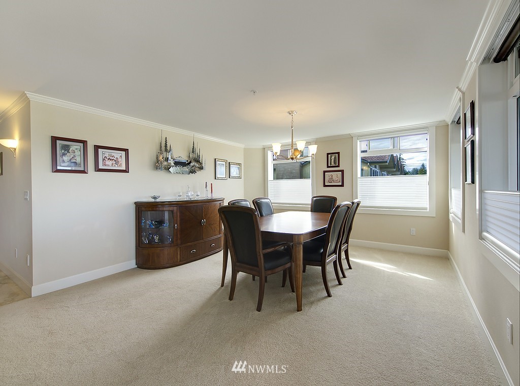 522 Alder Street, Unit 202 Edmonds, WA 98020 - Photo 5 of 15