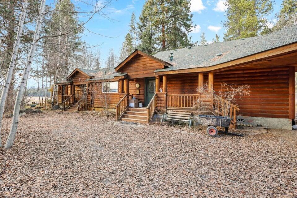 24850 West Side Road Klamath Falls, OR 97601 - Photo 7 of 52 Gallery Image 7