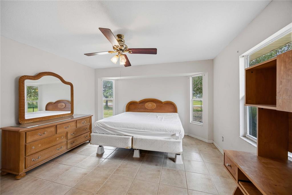 1750 Yakutat Road North Port, FL 34287 - Photo 13 of 36 Gallery Image 13