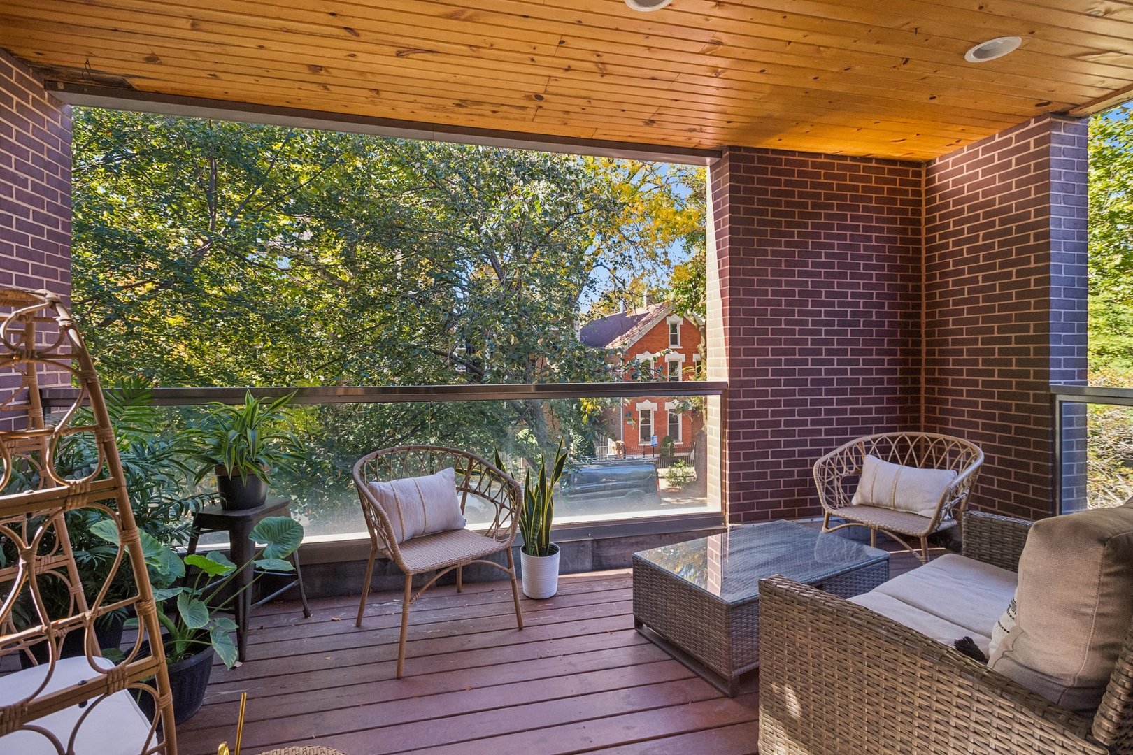1011 North Wolcott Avenue, Unit 2N Chicago, IL 60622 - Photo 7 of 23